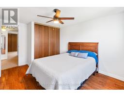 60 - 300 SANDRINGHAM CRESCENT - 20