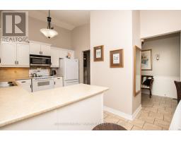 4 - 445 RIVERSIDE DRIVE - 11