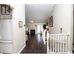 4 - 445 RIVERSIDE DRIVE - 15