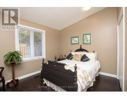 4 - 445 RIVERSIDE DRIVE - 25