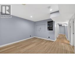 198 ARLINGTON CRESCENT - 24