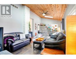 357 WORTLEY ROAD - 17