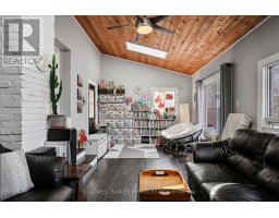 357 WORTLEY ROAD - 18