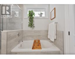 2012 LOCKWOOD CRESCENT - 14