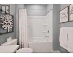 2012 LOCKWOOD CRESCENT - 18