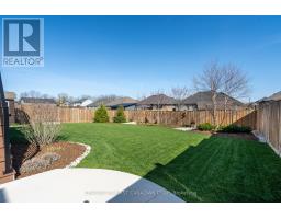 2012 LOCKWOOD CRESCENT - 19