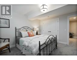 2012 LOCKWOOD CRESCENT - 32