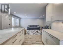 86 PATIENCE CRESCENT - 19