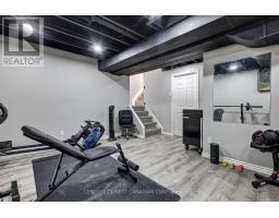 86 PATIENCE CRESCENT - 42