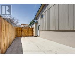 86 PATIENCE CRESCENT - 43
