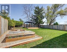 86 PATIENCE CRESCENT - 47