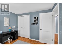 222 HOMESTEAD CRESCENT - 17