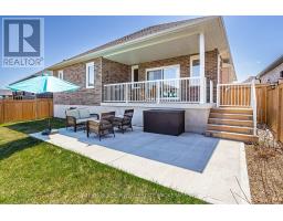 176 BOARDWALK WAY - 36