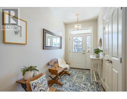 176 BOARDWALK WAY - 6