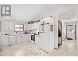 351 FLEMING DRIVE - 11