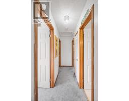 351 FLEMING DRIVE - 14