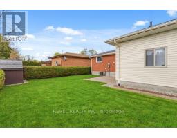 14 MASEFIELD CRESCENT - 33