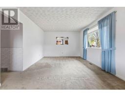 14 MASEFIELD CRESCENT - 9