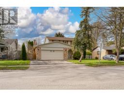 814 GRENFELL DRIVE - 1