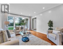 814 GRENFELL DRIVE - 11