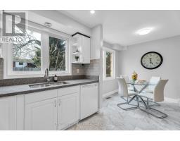 814 GRENFELL DRIVE - 18