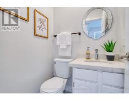 814 GRENFELL DRIVE - 23