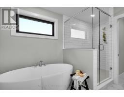 LOT No.27 - 91 DEARING DRIVE - 23