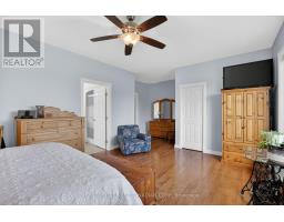 653 PETER STREET - 17