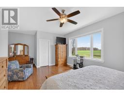 653 PETER STREET - 20