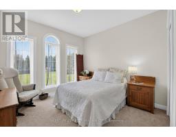 653 PETER STREET - 28