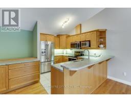 21 - 95 CAPULET LANE - 17