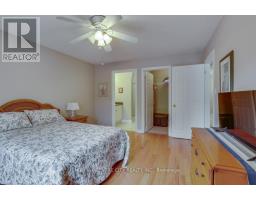 21 - 95 CAPULET LANE - 22