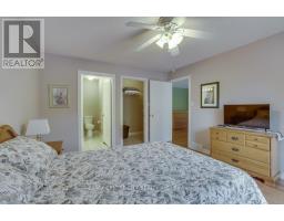 21 - 95 CAPULET LANE - 23