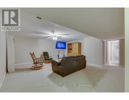 21 - 95 CAPULET LANE - 25