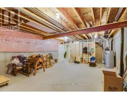 21 - 95 CAPULET LANE - 35