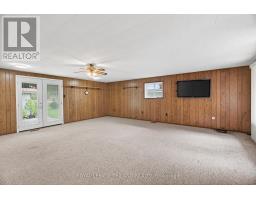 64 WELLINGTON AVENUE - 13