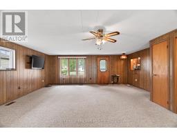 64 WELLINGTON AVENUE - 15