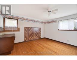 64 WELLINGTON AVENUE - 30
