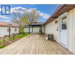 64 WELLINGTON AVENUE - 33