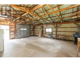 64 WELLINGTON AVENUE - 38