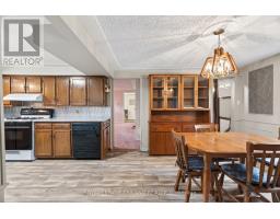 64 WELLINGTON AVENUE - 9