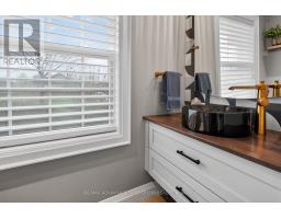 975 SUNNINGDALE ROAD W - 35