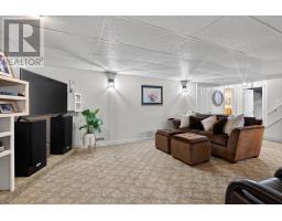 975 SUNNINGDALE ROAD W - 45