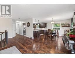 29 WELLINGTON STREET - 15