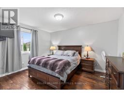29 WELLINGTON STREET - 22