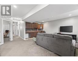 29 WELLINGTON STREET - 26