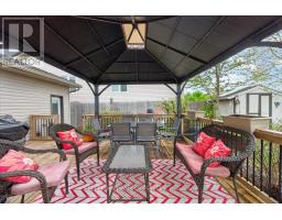 29 WELLINGTON STREET - 35