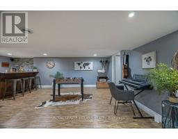 445 RIDOUT STREET S - 31