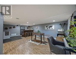 445 RIDOUT STREET S - 32