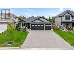 35 WEIR CRESCENT - 2